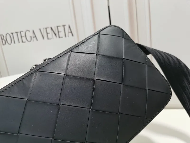 All categories 💚 Top version men’s bags 💚 BV 2024 new BV crossbody bag